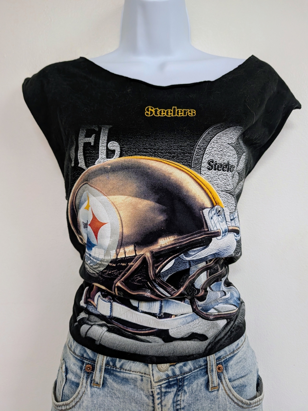 Hand Fitted Pittsburgh Steelers Women's Y2K Tee